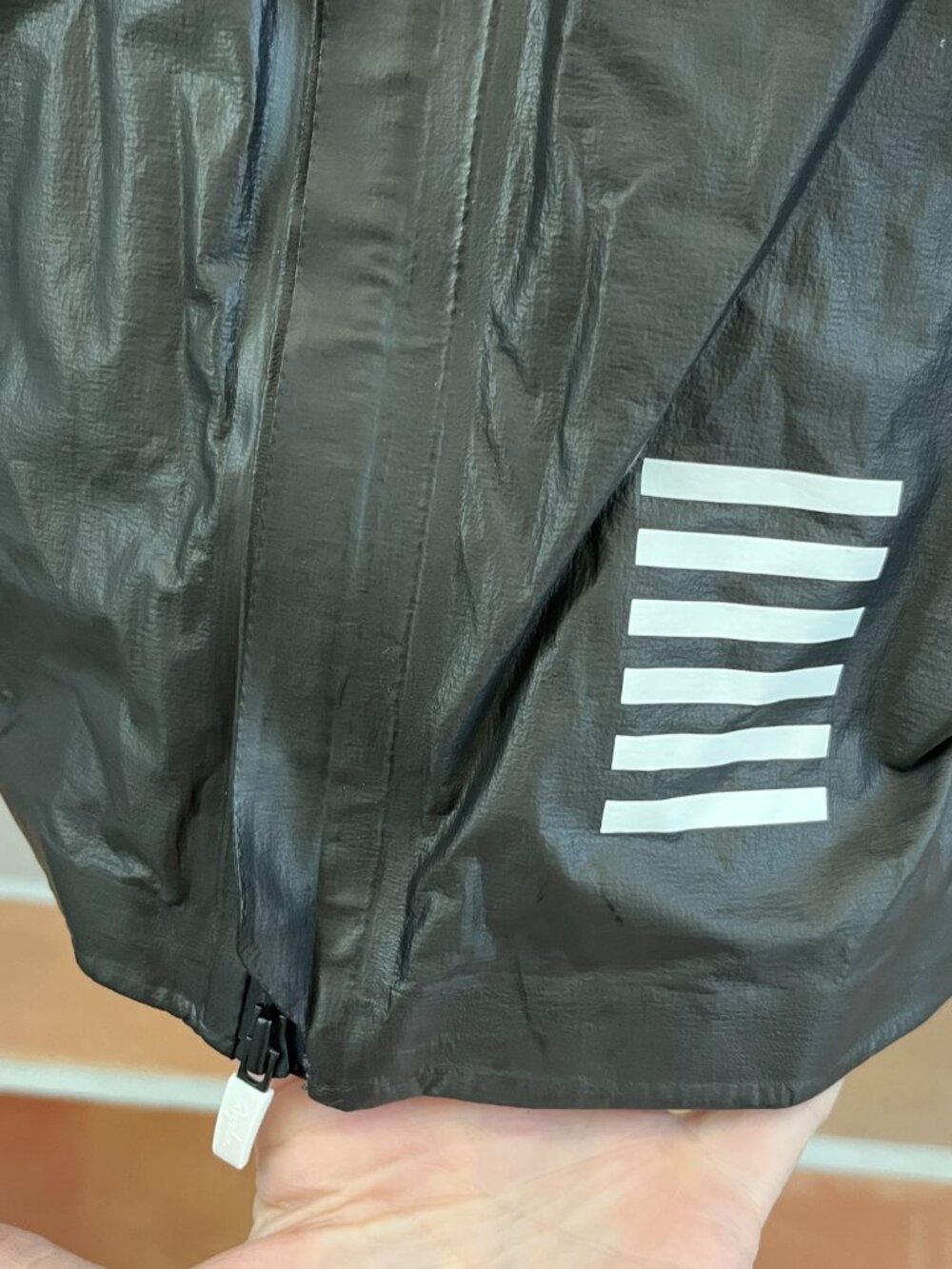 Rapha Women's Black The Sun King Jacket Size Medium - Picture 5 of 8